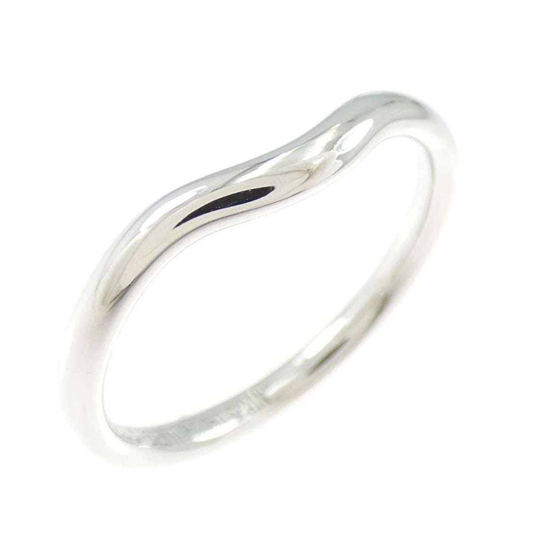 TIFFANY CURVED RING PLATINUM 950: Tiffany Curved ring Platinum 950 Brand: Tiffany & Co. Type/Style: Ring Material: PT950, Color: PT Size: US 6.75 Accessories: None Accessories Notice: When purchasing pre-owned goods, pleas