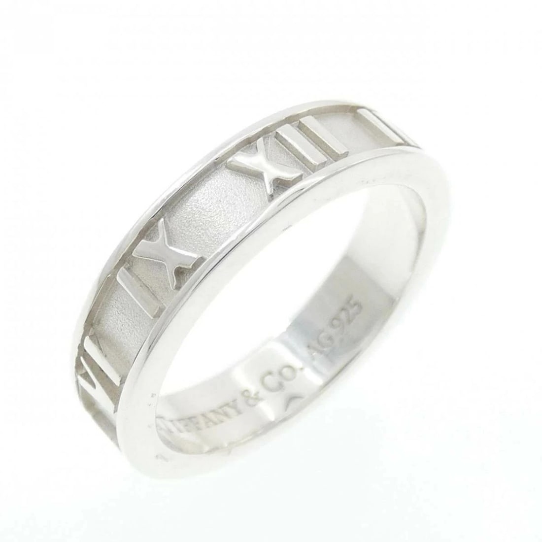 TIFFANY ATLAS RING STERLING SILVER: Tiffany Atlas Ring Sterling Silver Brand: Tiffany & Co. Type/Style: Ring Material: SV925, Color: Silver Size: US 3.5 Accessories: None Accessories Notice: When purchasing pre-owned goods,