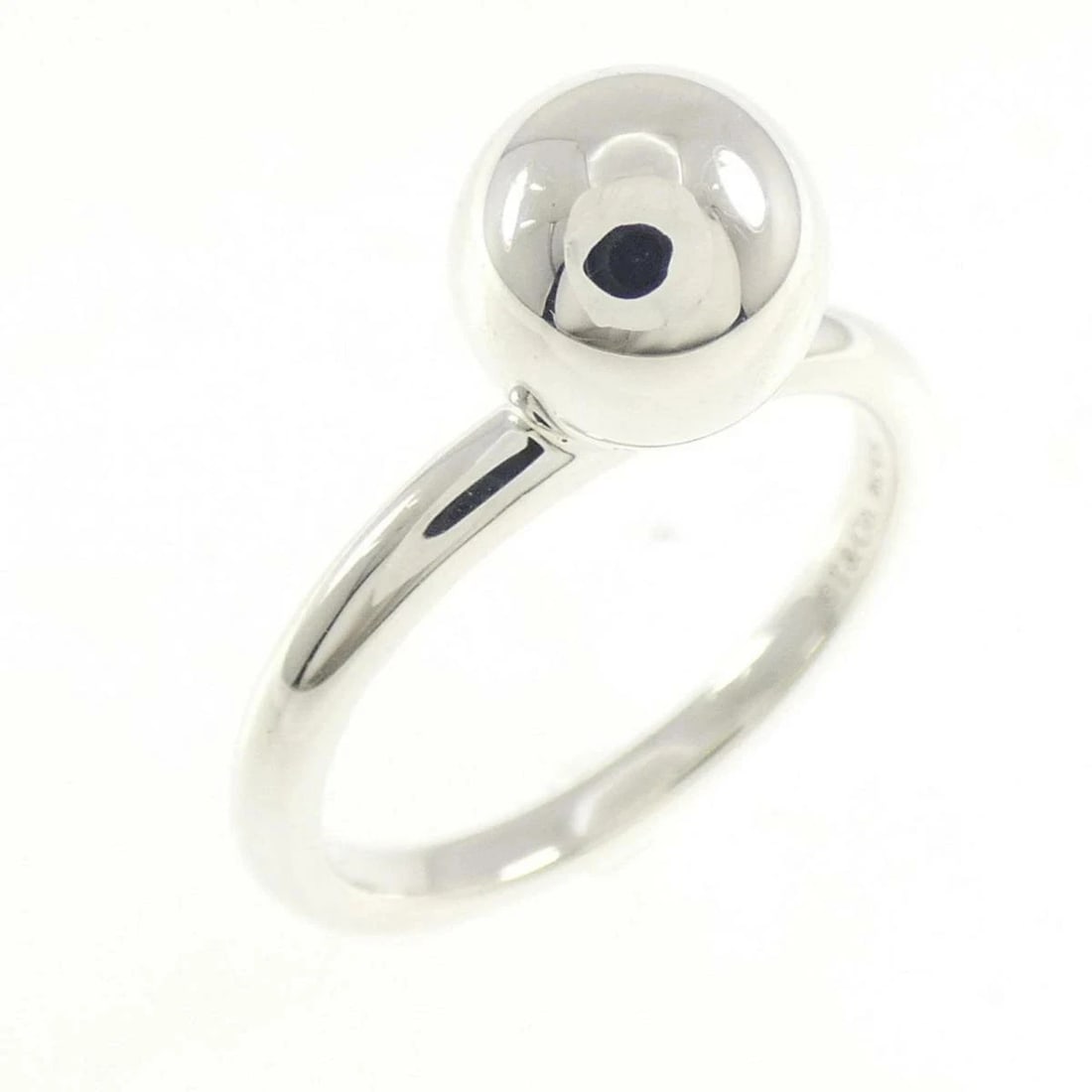 TIFFANY SILVER BALL RING 925 STERLING: Tiffany Silver Ball Ring 925 Sterling Brand: Tiffany & Co. Type/Style: Ring Material: SV925, Color: Silver Size: US 5.5 Accessories: None Accessories Notice: When purchasing pre-owned good