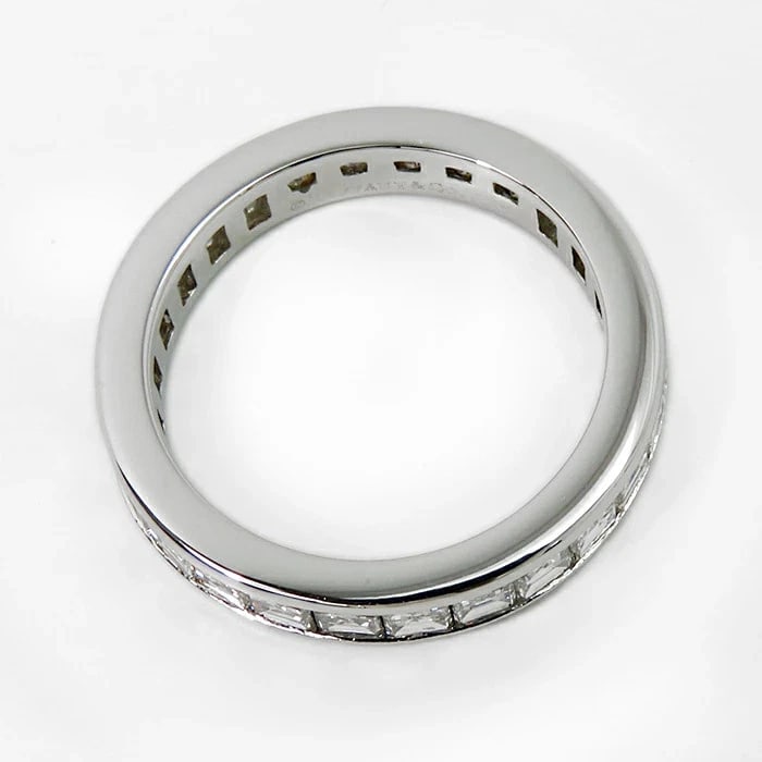 TIFFANY PT950 DIAMOND FULL CIRCLE RING: Tiffany Pt950 Diamond Full Circle Ring Brand: Tiffany & Co. Type/Style: Ring Material: PT950, Color: PT Size: US 5 Accessories: None Accessories Notice: When purchasing pre-owned goods, please refer
