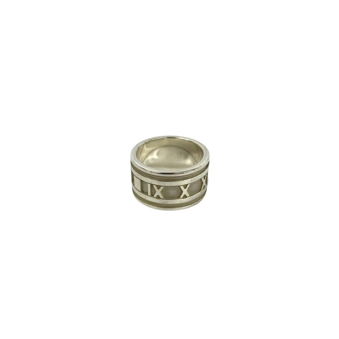 TIFFANY & CO. SV925 RING: Tiffany & Co. SV925 Ring Brand: Tiffany & Co. Type/Style: Ring Material: SV925, Color: Silver Size: US 6.75 Accessories: None Accessories Notice: When purchasing pre-owned goods, please re