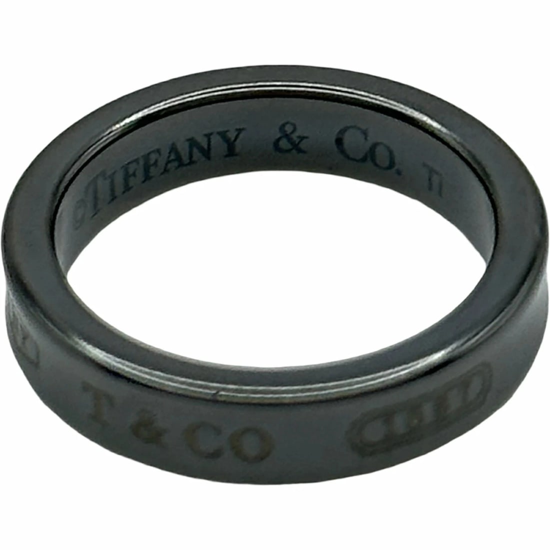 TIFFANY NARROW BLACK TITANIUM RING - 3