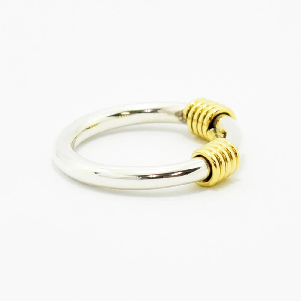 TIFFANY RING SV925 K18: Tiffany Ring SV925 K18 Brand: Tiffany & Co. Type/Style: Ring Material: SV925 K18YG, Color: Silver YG Size: US 4.5 Accessories: None Accessories Notice: When purchasing pre-owned goods, please refer