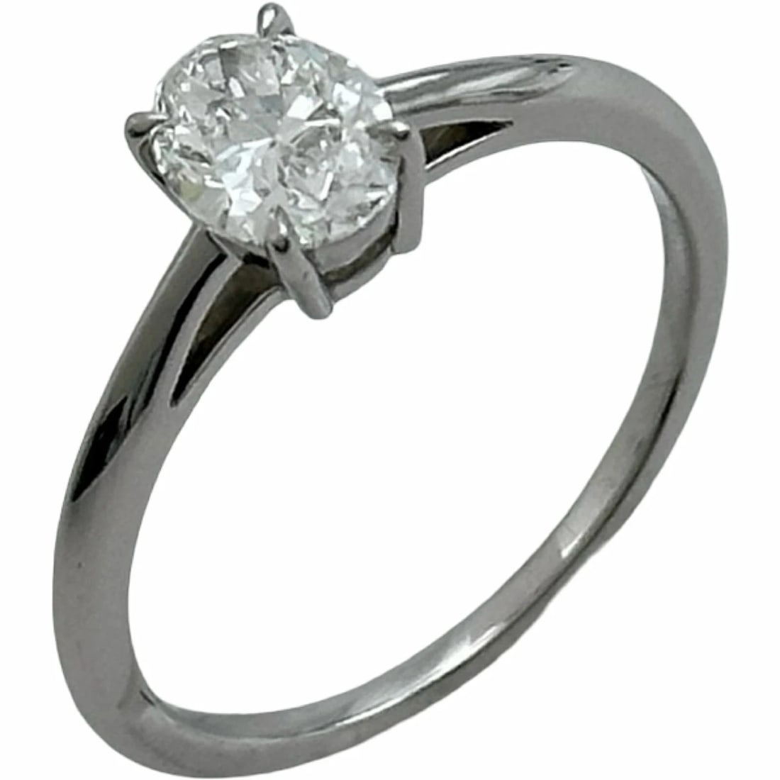 TIFFANY ENGAGEMENT RING PLATINUM PT950: Tiffany Engagement Ring Platinum Pt950 Brand: Tiffany & Co. Type/Style: Ring Material: PT950, Color: PT Size: 7.25 US Accessories: None Accessories Notice: When purchasing pre-owned goods,