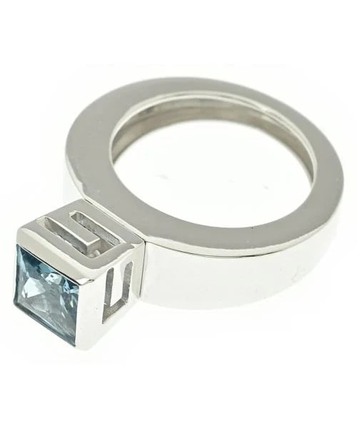 GUCCI LADIES RING K18WG BLUE TOPAZ: Gucci Ladies Ring K18WG Blue Topaz Brand: Gucci Type/Style: Ring Material: White Gold (K18WG), Main Stone/Creation Blue Topaz Color: White Gold Size: US 5.25 Accessories: None Accessories Notice: