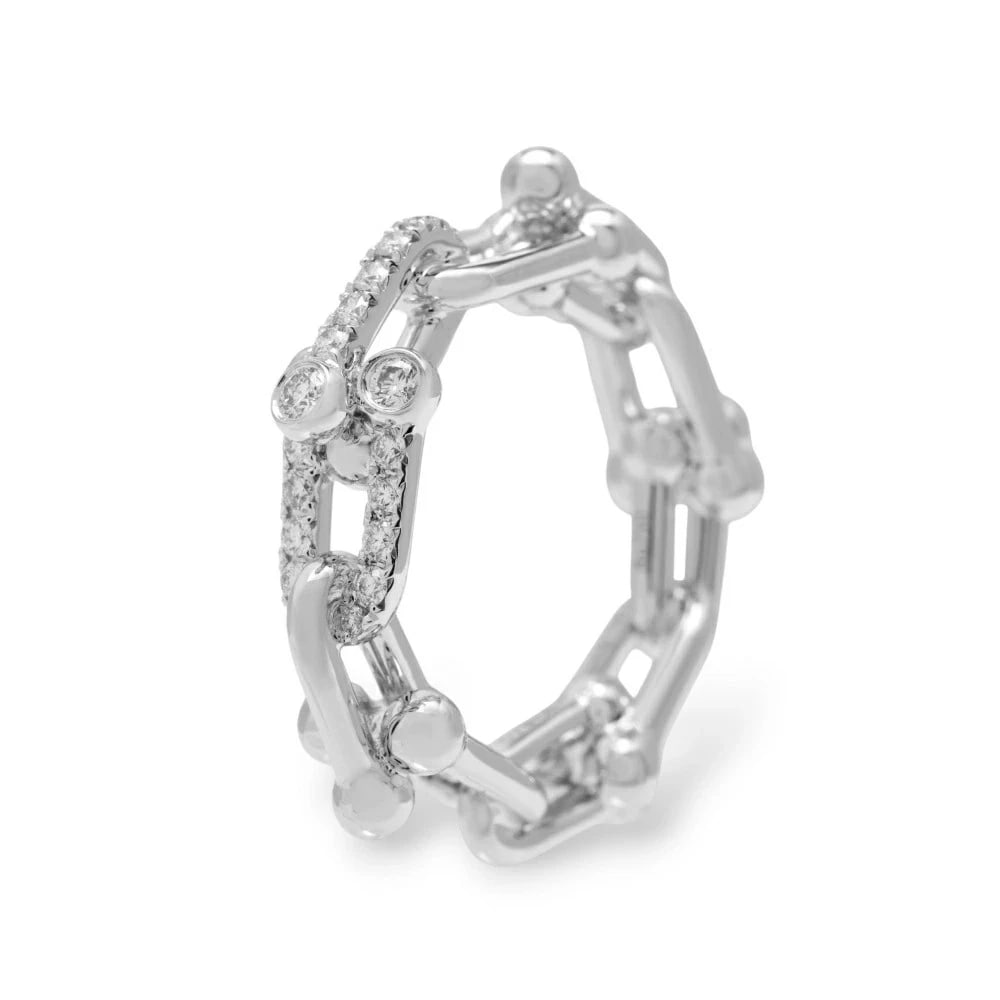 TIFFANY HARDWARE SMALL LINK RING WHITE GOLD 18K DIAMOND: Tiffany Hardware Small Link Ring White Gold 18K Diamond Brand: Tiffany & Co. Type/Style: Ring Material: 18K White Gold, Main Stone/Creation Natural Color: White Gold Size: US 6 Accessories: None <