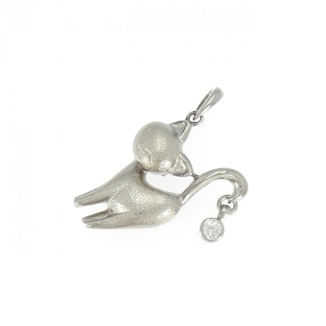 K18WG CAT DIAMOND PENDANT: K18WG Cat Diamond Pendant Brand: Unbranded Type/Style: Diamond Pendant/Brooch Material: K18WG, Main Stone/Creation Natural Color: White gold Size: Actual Size Approx. length x width: 29.3mm x 21.8mm