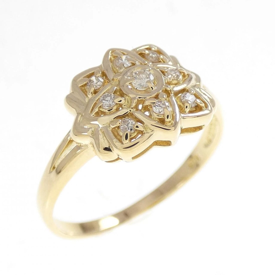 K18YG DIAMOND RING: K18YG Diamond Ring Brand: Unbranded Type/Style: Diamond Ring Material: K18YG, Color: Yellow Gold Size: US 7 1/4 Accessories: None Accessories Notice: When purchasing pre-owned goods, please refer to