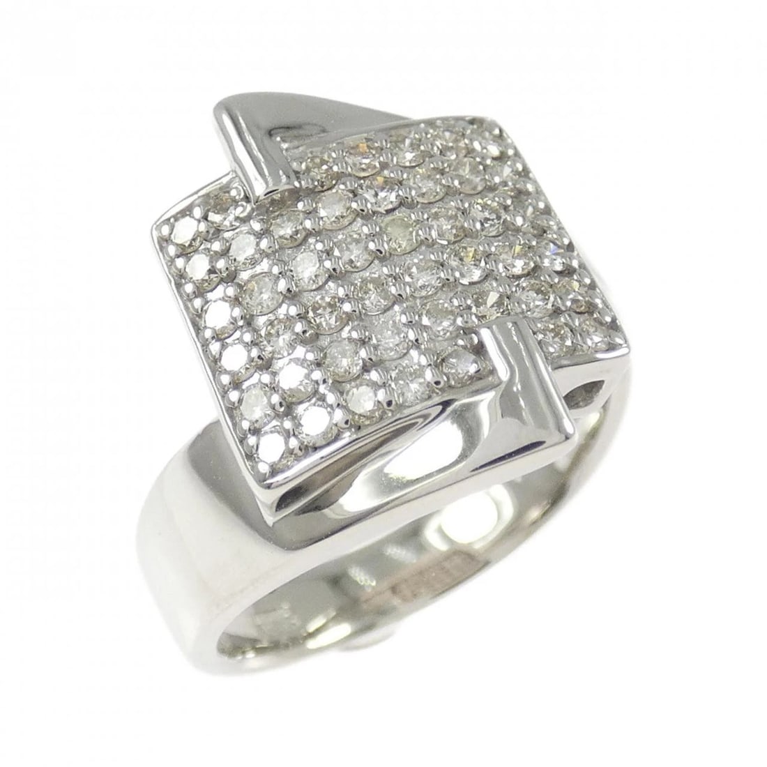 K18WG DIAMOND RING: K18WG Diamond Ring Brand: Unbranded Type/Style: Diamond Ring Material: K18WG, Color: white Gold Size: US 5 3/4 Accessories: None Accessories Notice: When purchasing pre-owned goods, please refer to