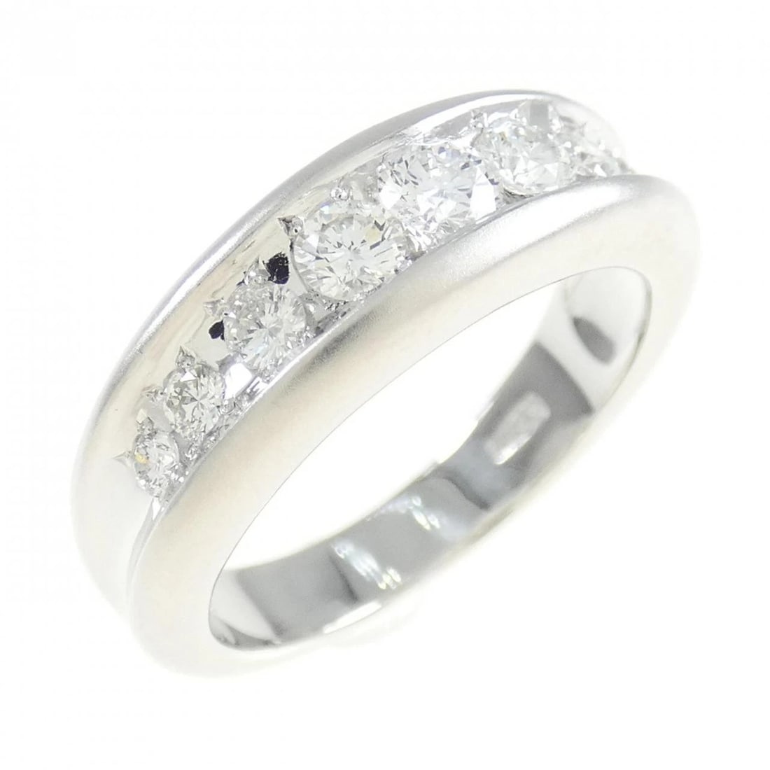 K18WG DIAMOND RING: K18WG Diamond Ring Brand: Unbranded Type/Style: Diamond Ring Material: K18WG, Color: White gold Size: US 6 1/4 Accessories: None Accessories Notice: When purchasing pre-owned goods, please refer to
