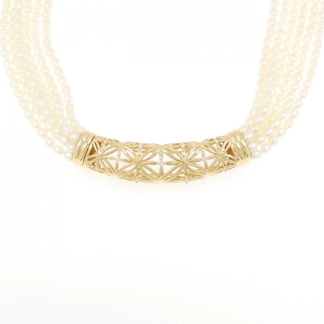 TASAKI FRESHWATER PEARL NECKLACE: Tasaki Freshwater Pearl Necklace Brand: TASAKI Type/Style: Tasaki Necklace Material: K18 yellow gold, Main Stone Freshwater Pearl Secondary Stone Natural Color: yellow gold Size: Lenght 47cm Actual Si