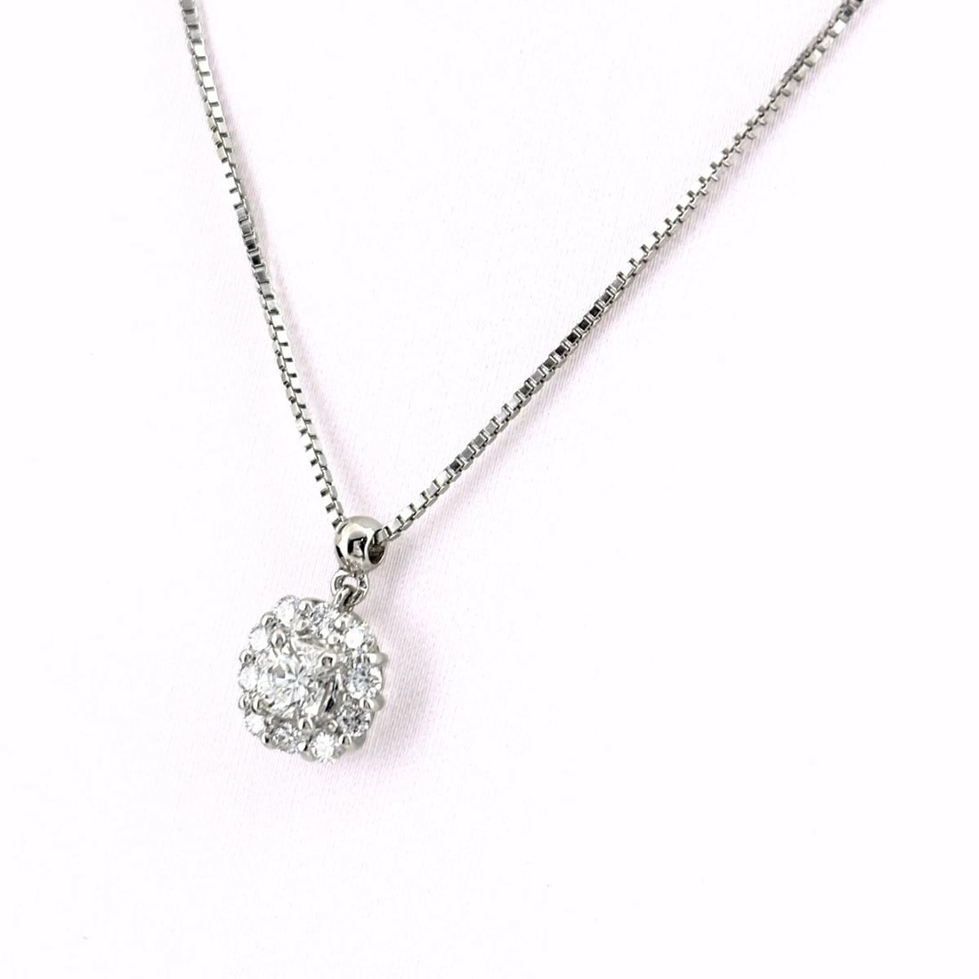 DIAMOND DESIGN NECKLACE PLATINUM PENDANT: Diamond design necklace Platinum Pendant Brand: Unbranded Type/Style: Necklace Material: Pt900, Color: PT Size: Chain / code 40cm(15.7") Total length of the pendant head including a bail 12.3?8.0mm(0.