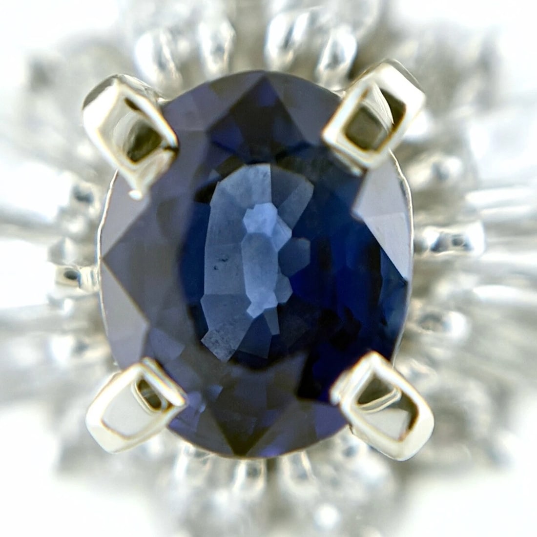 SAPPHIRE DESIGN PLATINUM RING - 2