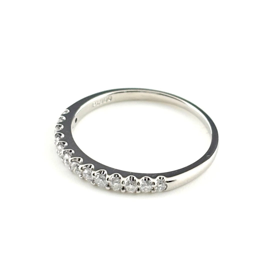 MELEE DIAMOND DESIGN PLATINUM RING: melee diamond design Platinum ring Brand: Unbranded Type/Style: Ring Material: Pt900, Color: PT Size: US 6 Accessories: None Accessories Notice: When purchasing pre-owned goods, please refer to the