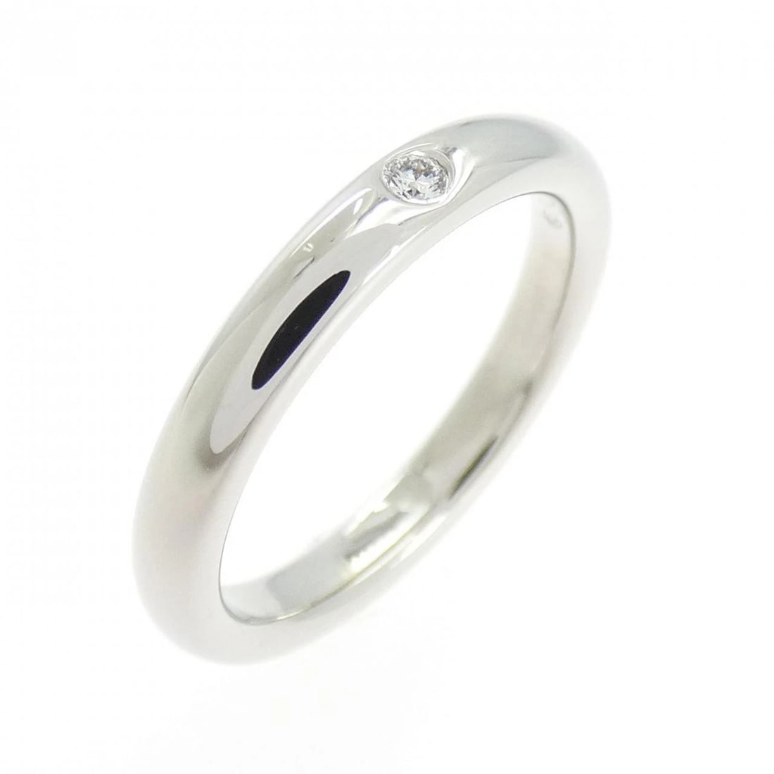 TIFFANY&CO. STACKING BAND RING: TIFFANY&Co. Stacking Band Ring Brand: TIFFANY&Co. Type/Style: TIFFANY & Co. Ring Material: Platinum950, Main Stone Natural Color: Platinum Size: US 4 Accessories: None Accessories Notice: When