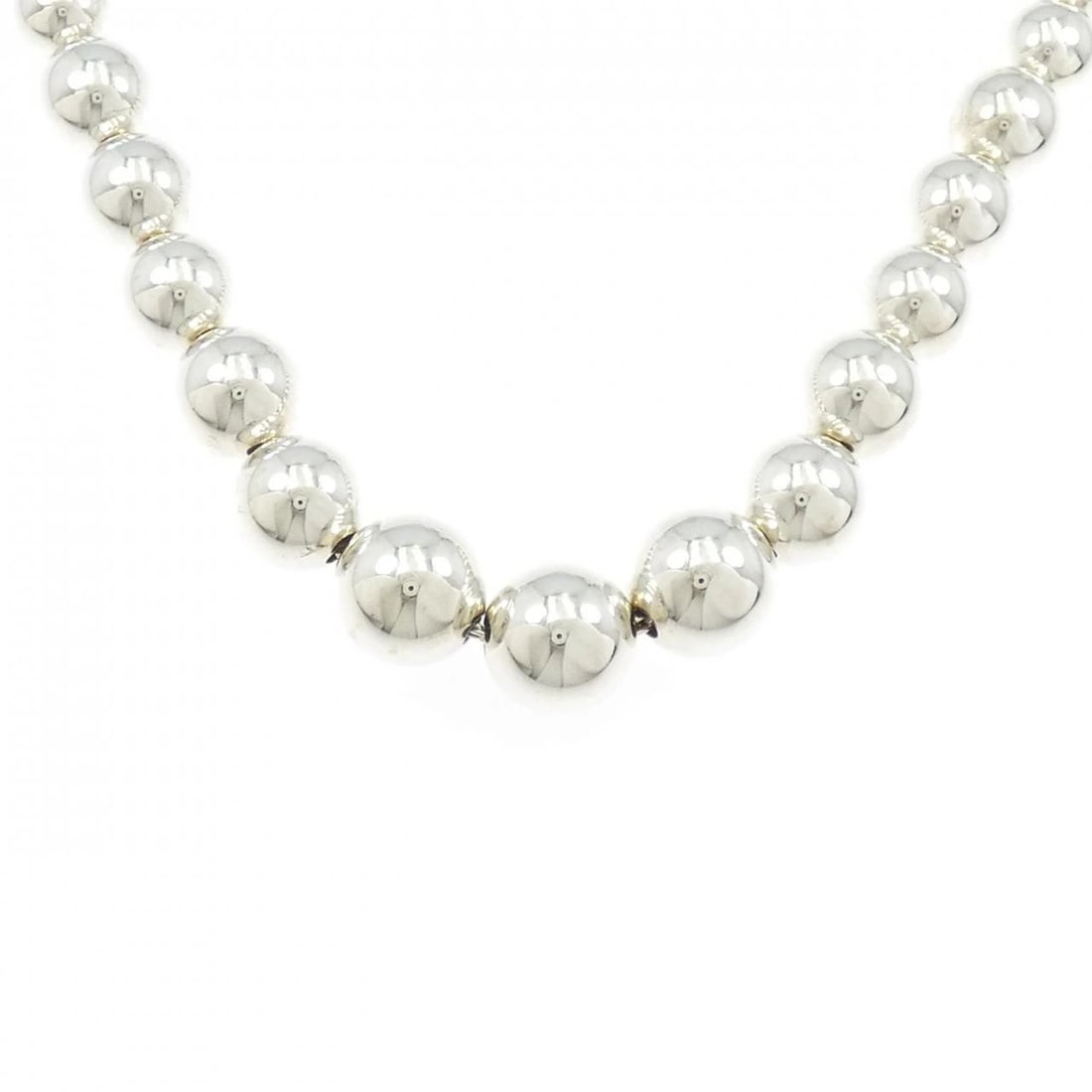 TIFFANY&CO. GRADUATED BALL NECKLACE: TIFFANY&Co. Graduated Ball Necklace Brand: TIFFANY&Co. Type/Style: TIFFANY&Co. Necklace Material: 925Silver, Color: Silver Size: Lenght 41cm Actual Size Max width approx.: 10.9mm Accessories: None
