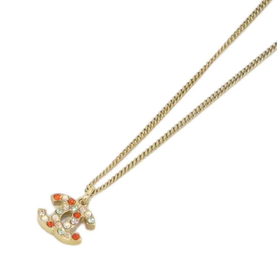 CHANEL 26419 NECKLACE: Chanel 26419 Necklace Brand: CHANEL Type/Style: Chanel Necklace Material: none, Color: MULTICOLOR / GOLD Metal Size: Length : 43mm cm Motif width x height: 1.3mm cm x 1mm cm Accessories: None