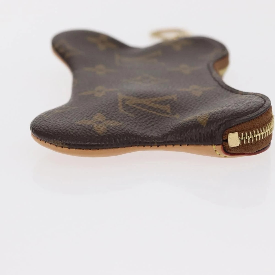 LOUIS VUITTON MONOGRAM BONE POUCH - 3