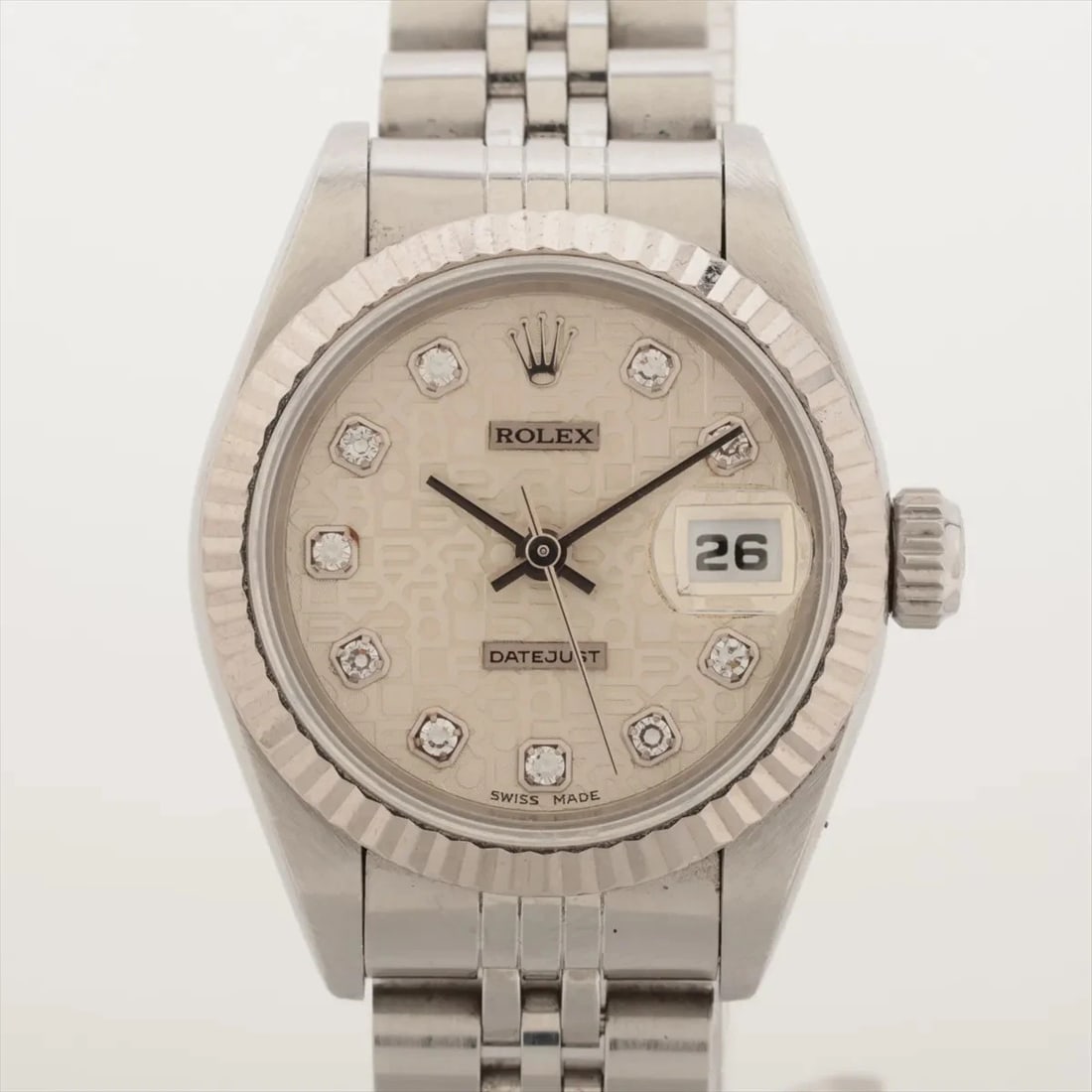ROLEX SS?WG AT SILVER ENGRAVED COMPUTER DIAL WATCH: Rolex SS?WG AT Silver engraved computer dial Brand: Rolex Type/Style: Wristwatch Material: SS?WG Color: Dial Color Silver carving computer Size: Case:W0.8 x H0.8inch / W26 x H26 Circumference of Wrist