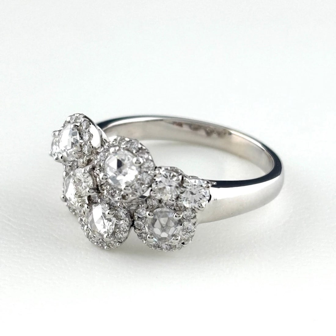 MELEE DIAMOND DESIGN RING 18K DIAMOND: melee diamond design Ring 18K diamond Brand: Unbranded Type/Style: Ring Material: 18K, Color: White Size: US 7.5 to 8 Accessories: None Accessories Notice: When purchasing pre-owned goods,