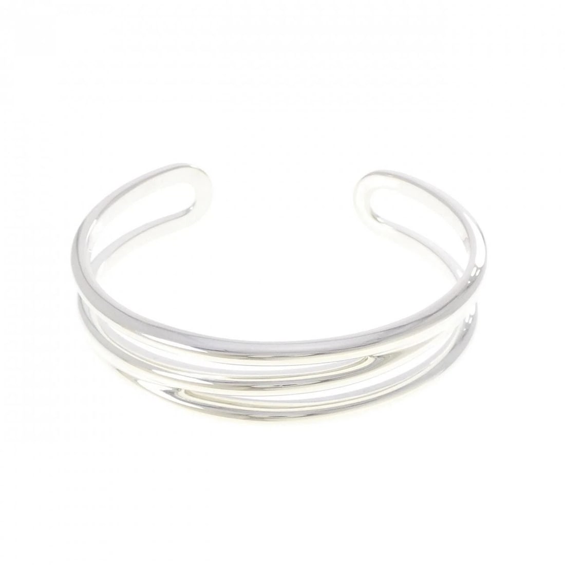 TIFFANY & CO. 925 BANGLE: TIFFANY & Co. 925 Bangle Brand: TIFFANY&Co. Type/Style: TIFFANY & Co. Bracelet Material: 925Silver, Color: Silver Size: 15.5cm Actual Size Max width approx: 13.3mm Accessories: None Accessories