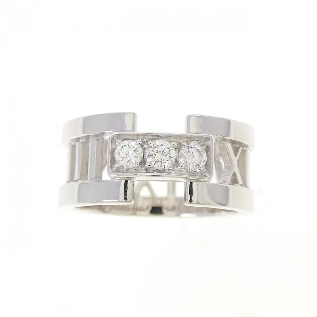 TIFFANY&CO. ATLAS RING: TIFFANY&Co. Atlas Ring Brand: TIFFANY&Co. Type/Style: TIFFANY & Co. Ring Material: 750 white gold, Main Stone Natural Color: White Gold Size: US 5 Accessories: None Accessories Notice: When