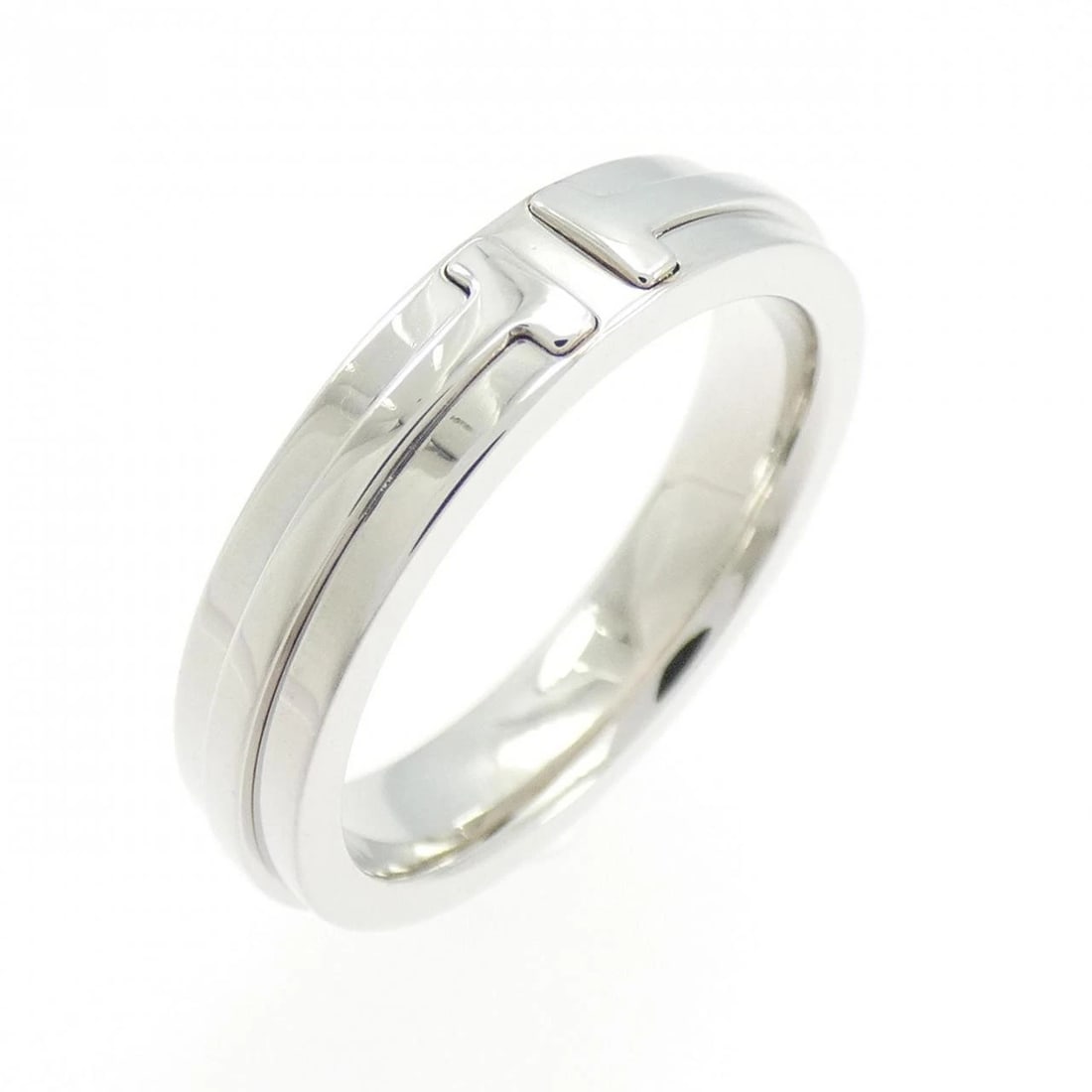 TIFFANY & CO. T TWO NARROW RING: TIFFANY & Co. T Two Narrow Ring Brand: TIFFANY&Co. Type/Style: TIFFANY & Co. Ring Material: 750 white gold, Color: white gold Size: US 6 1/2 Accessories: None Accessories Notice: When purchasing