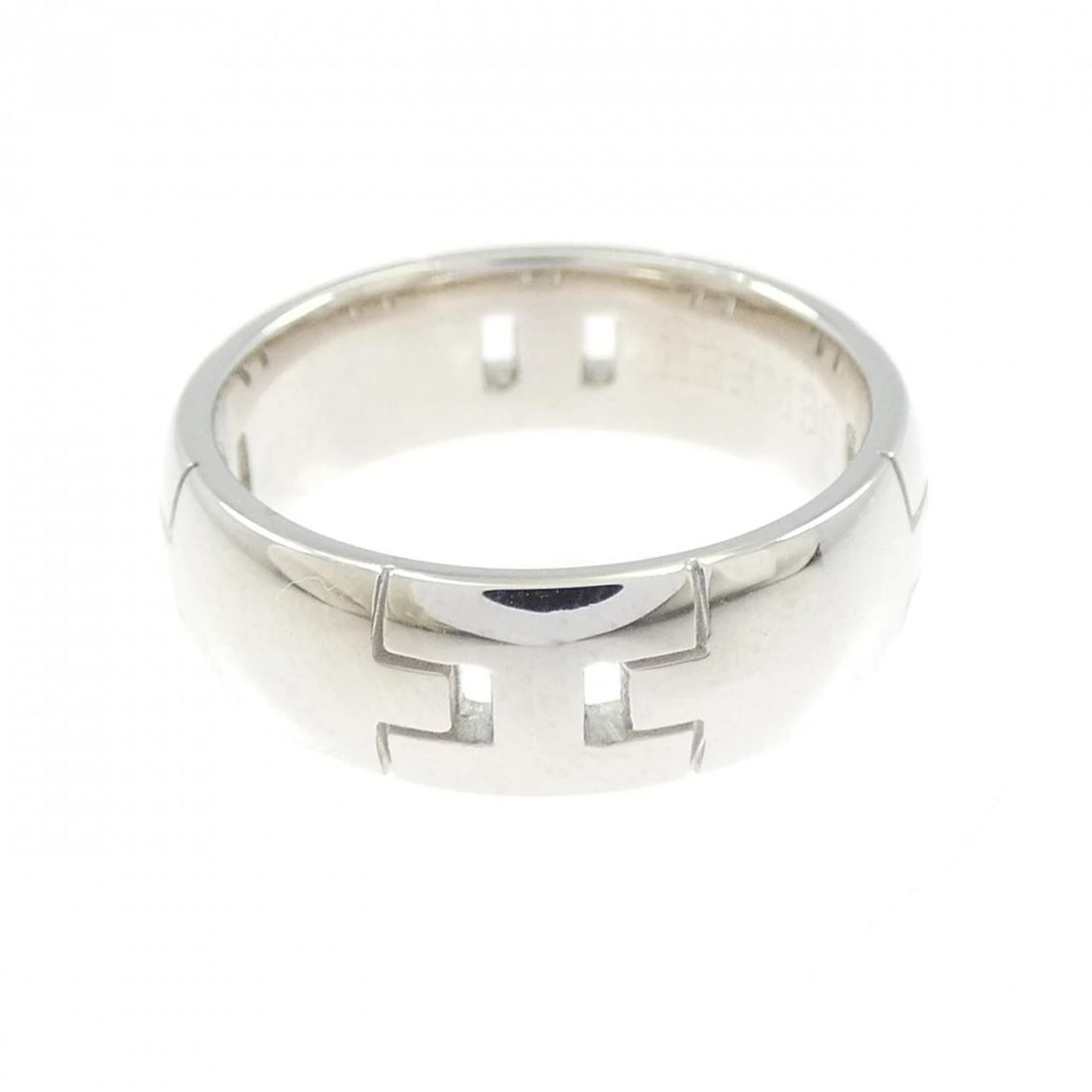 HERMES HERCULES PETITE MODEL RING: Hermes Hercules Petite Model Ring Brand: HERMES Type/Style: Hermes Ring Material: 750 white gold, Color: white gold Size: US 4 Accessories: None Accessories Notice: When purchasing pre-owned goods,