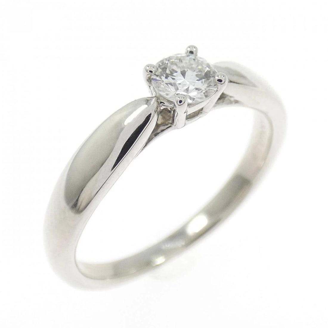 TIFFANY&CO. HARMONY RING: TIFFANY&Co. Harmony Ring Brand: TIFFANY&Co. Type/Style: TIFFANY & Co. Ring Material: Platinum950, Main Stone Natural Color: Silver Size: US 4 Accessories: None Accessories Notice: When purchasing