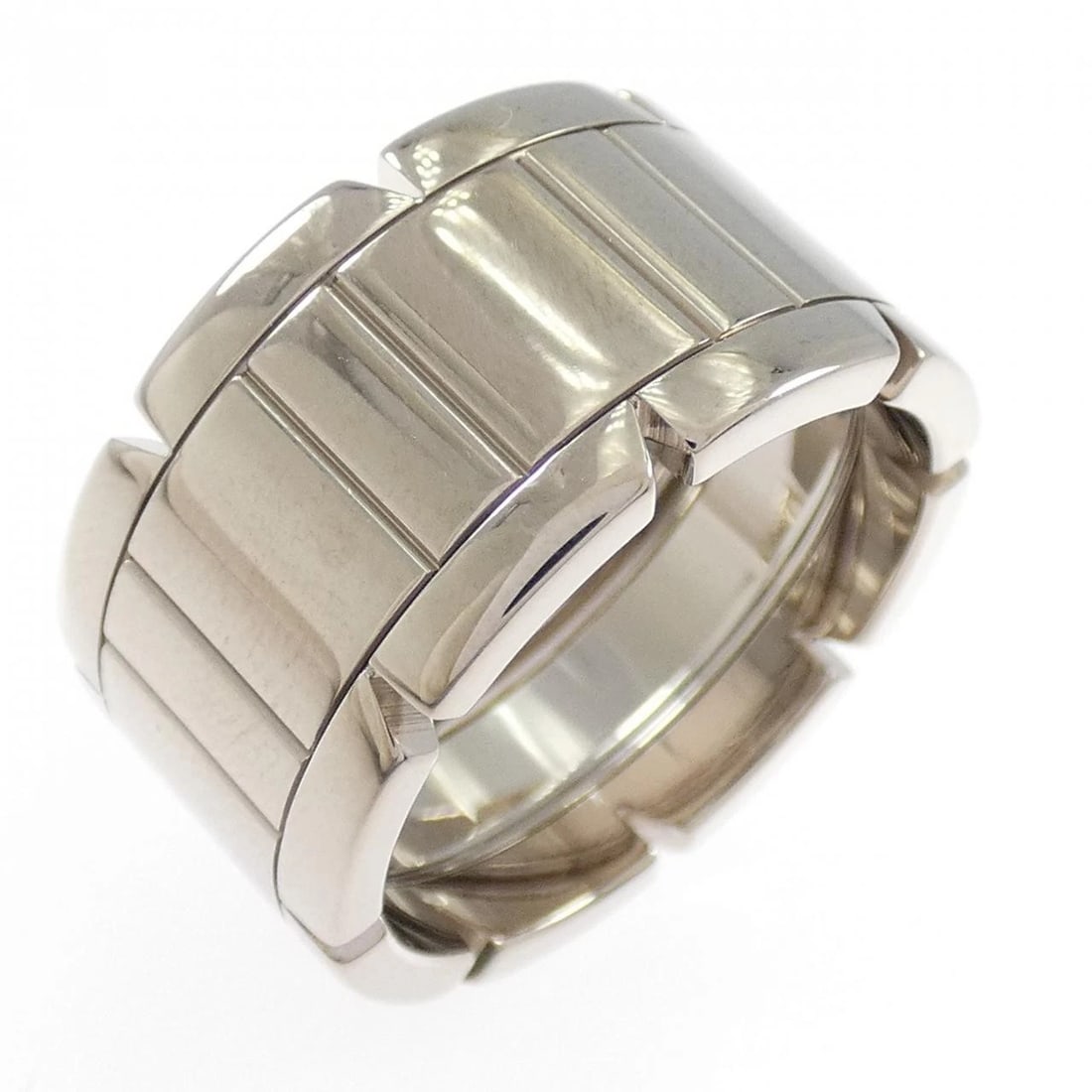CARTIER TANK FRANCAISE LARGE RING: Cartier Tank Francaise Large Ring Brand: CARTIER Type/Style: Cartier Ring Material: 750 white gold, Color: White gold Size: US 7 1/4 Accessories: None Accessories Notice: When purchasing p