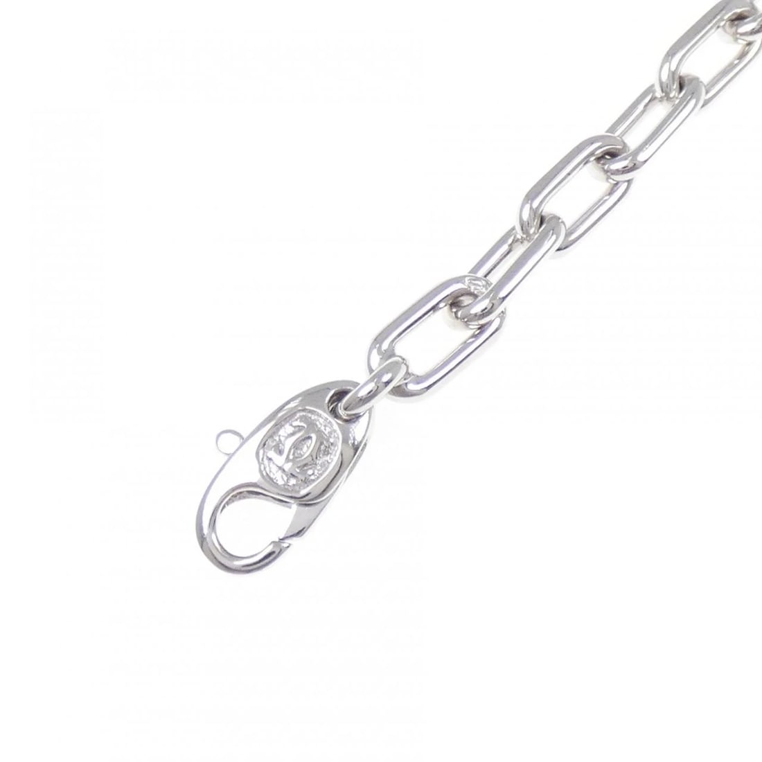 CARTIER SPARTACUS BRACELET: Cartier Spartacus Bracelet Brand: CARTIER Type/Style: Cartier Bracelets Material: 750 white gold, Color: White gold Size: 19cm Actual Size Max width approx: 4.6mm Accessories: None Accesso