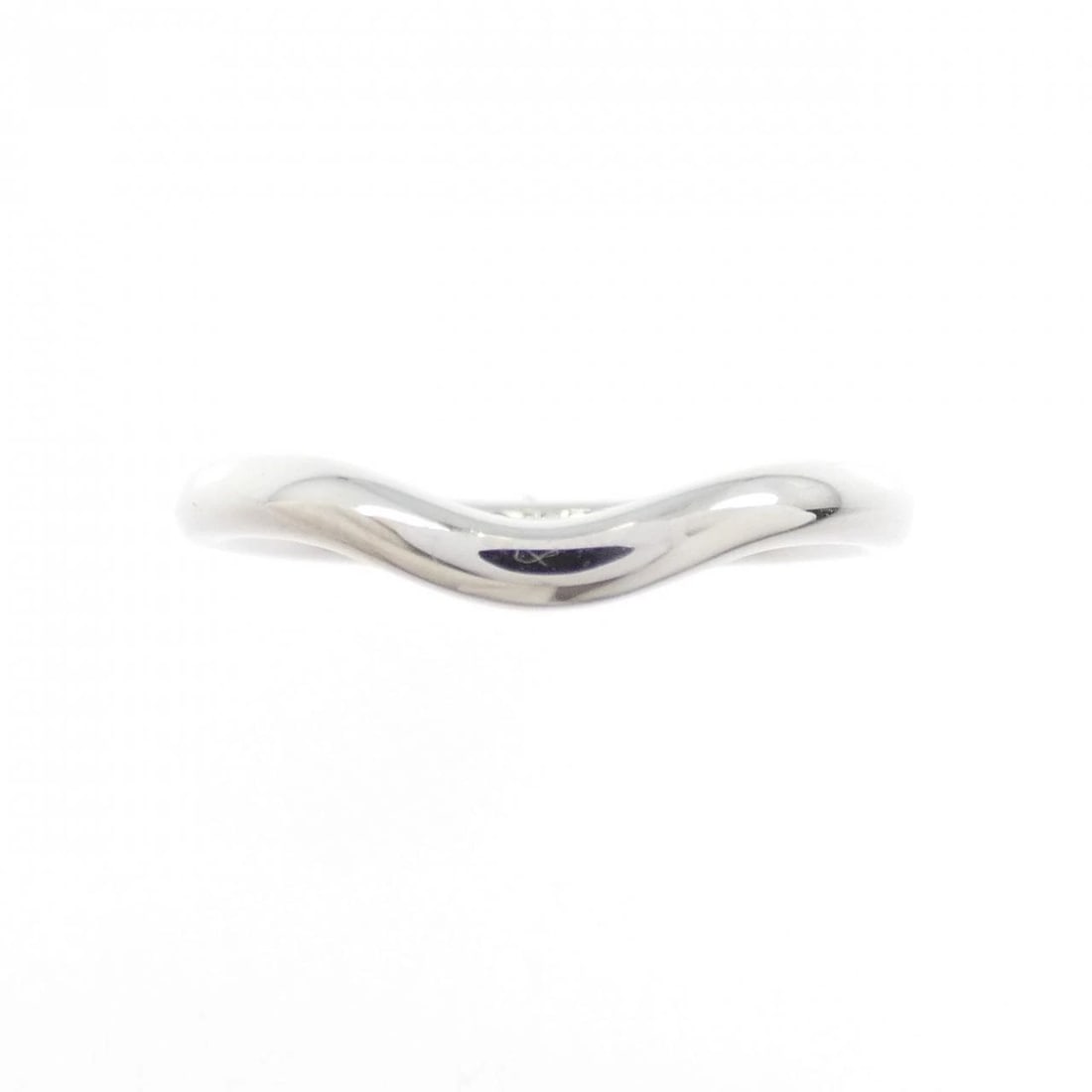 TIFFANY&CO. CURVED RING: TIFFANY&Co. Curved Ring Brand: TIFFANY&Co. Type/Style: TIFFANY & Co. Ring Material: Platinum950, Color: Silver Size: US 5 Accessories: None Accessories Notice: When purchasing pre-owned goods, please