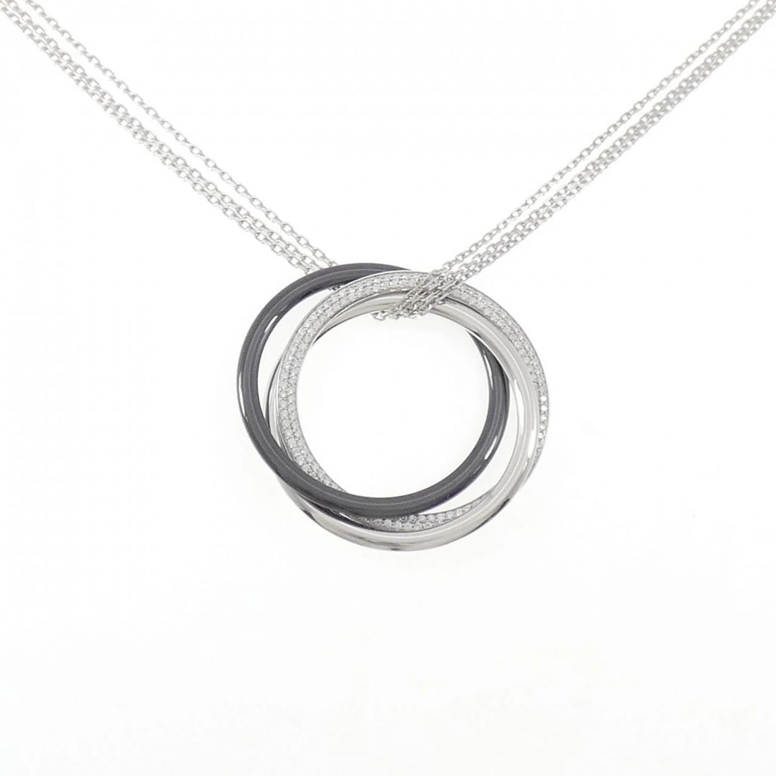 CARTIER TRINITY BLACK AND WHITE PENDANT NECKLACE: Cartier Trinity Black and White Pendant Necklace Brand: CARTIER Type/Style: Cartier Necklace Material: 750 white gold/ceramic, Main Stone Natural Color: White Gold Size: Length 55cm Actual Size