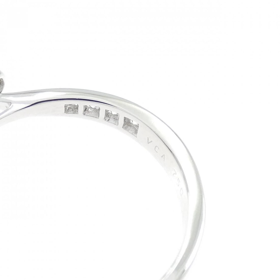 VAN CLEEF & ARPELS SOCRATES RING - 3