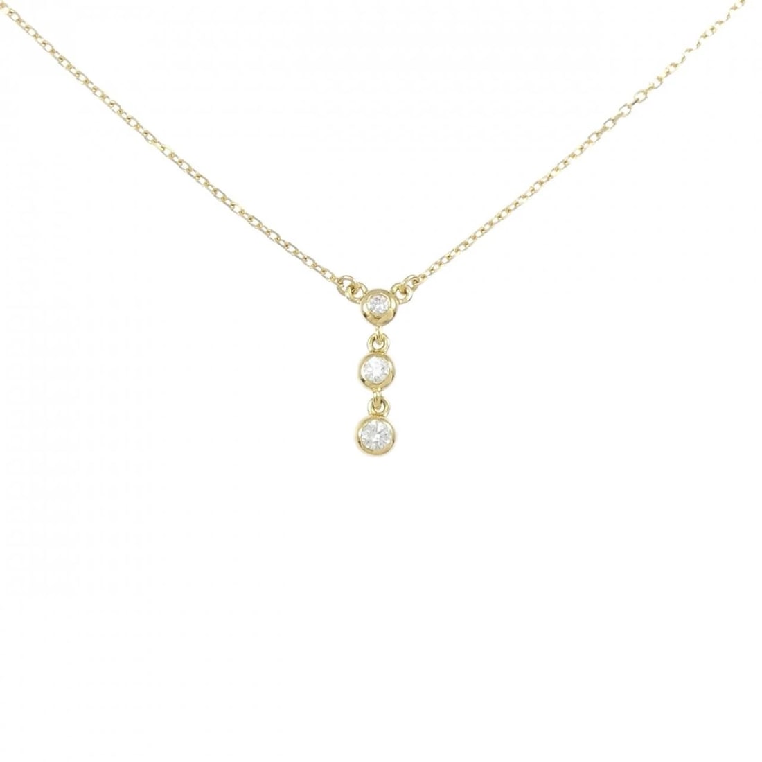 MIKIMOTO DIAMOND NECKLACE: Mikimoto Diamond Necklace Brand: MIKIMOTO Type/Style: Mikimoto Necklace Material: K18 yellow gold, Main Stone natural Color: yellow gold Size: Length 42cm Actual Size Pendant Length approx. x width
