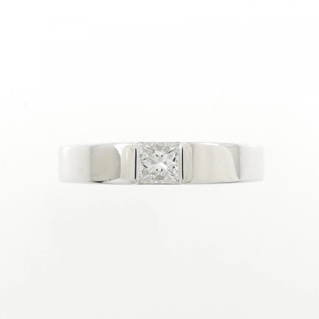 CARTIER TANK RING: Cartier Tank Ring Brand: CARTIER Type/Style: Cartier ring Material: 750 white gold, Main Stone Natural Color: White Gold Size: US 5 1/4 Accessories: None Accessories Notice: When purchasing pre-owned