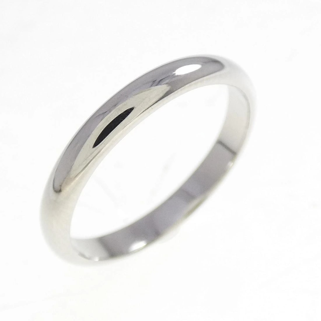 CARTIER WEDDING RING: Cartier Wedding Ring Brand: CARTIER Type/Style: Cartier Ring Material: Platinum950, Color: Silver Size: US 4 Accessories: None Accessories Notice: When purchasing pre-owned goods, please r