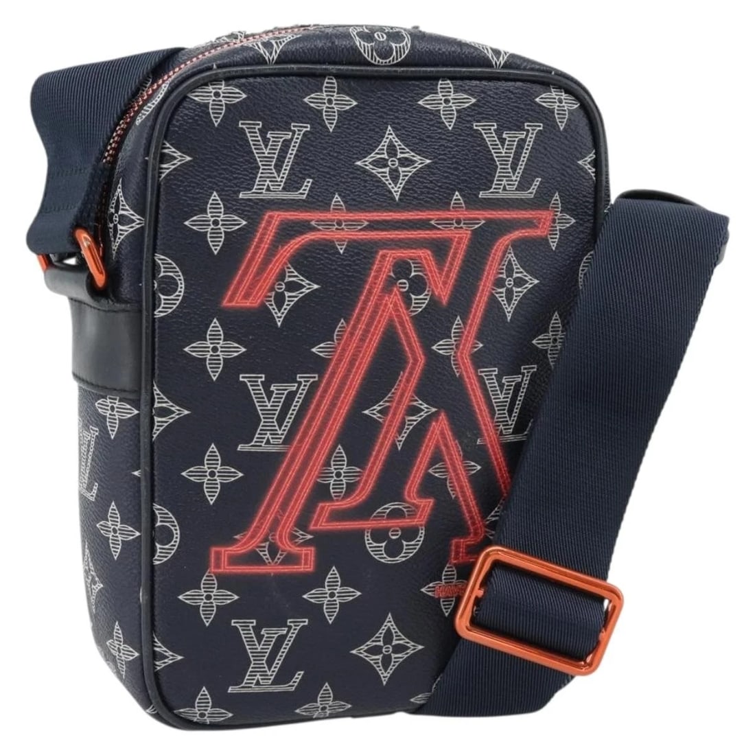 LOUIS VUITTON MONOGRAM INK UPSIDE DOWN DANUBE PM BAG NAVY: LOUIS VUITTON Monogram Ink Upside Down Danube PM Bag Navy Brand: LOUIS VUITTON Type/Style: Shoulder Bag Material: Monogram Canvas Color: Navy Size: Size(Inch)W8.7 x H6.3 x D2.8inch(Approx) Accesso