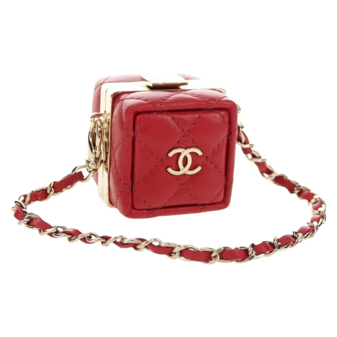 CHANEL MATELASSE BAG CHARM LAMB SKIN RED GOLD: CHANEL Matelasse Bag Charm Lamb Skin Red Gold Brand: CHANEL Type/Style: Bag Charm Material: Lamb Skin Color: Red,Gold Size: Size(Inch)W1.4inch(Approx) Total Length:4.3inch(Approx) Accessories: Non