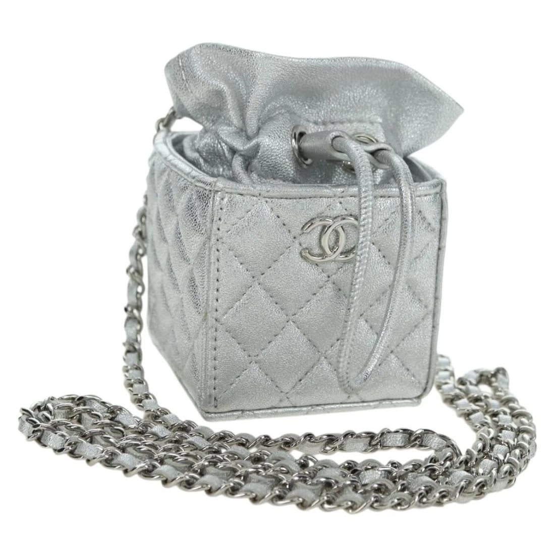 CHANEL MATELASSE CHAIN SHOULDER POUCH LAMB SKIN SILVER GOLD: CHANEL Matelasse Chain Shoulder Pouch Lamb Skin Silver Gold Brand: CHANEL Type/Style: Shoulder Bag Material: Lamb Skin Color: Silver/Gold Size: Size(Inch) W2.6 x H2.6 x D2.6inch(Approx) Accessorie