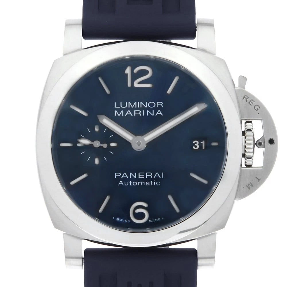 PANERAI LUMINOR MARINA QUARANTA WATCH: PANERAI Luminor Marina Quaranta Brand: PANERAI Type/Style: Wrist watch Material: Band Material rubber, Case Material Stainless Steel Color: Dial Color Blue Size: Case Size Case:W40mm Accessories: