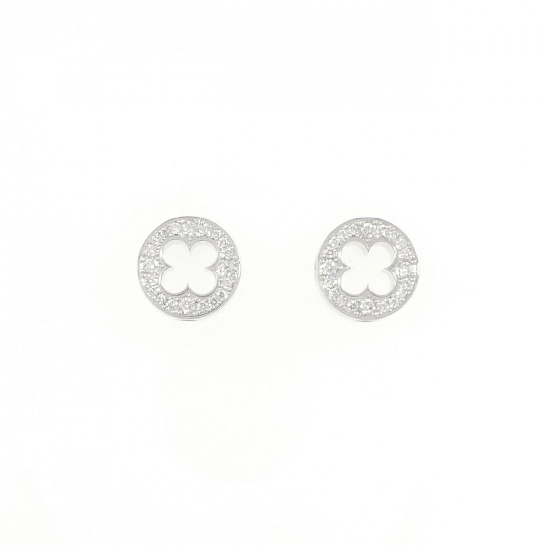 LOUIS VUITTON DIAMOND PIERCE: Louis Vuitton Diamond Pierce Brand: LOUIS VUITTON Type/Style: Louis Vuitton Pierce/Earring Material: 750 white gold, Color: white gold Size: Actual Size Diameteraround: 8.8mm Accessories: None