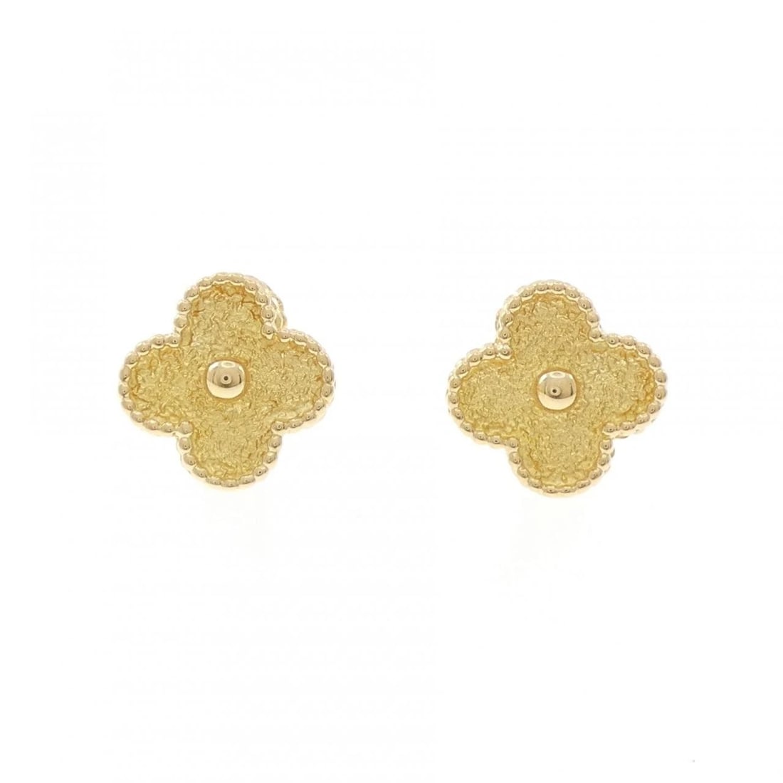 VAN CLEEF & ARPELS ALHAMBRA PIERCE: Van Cleef & Arpels Alhambra Pierce Brand: Van Cleef & Arpels Type/Style: Van Cleef & Arpels Pierce/Earring Material: 750 yellow gold, Color: yellow gold Size: Actual Size Approx. height x width: 14.9m