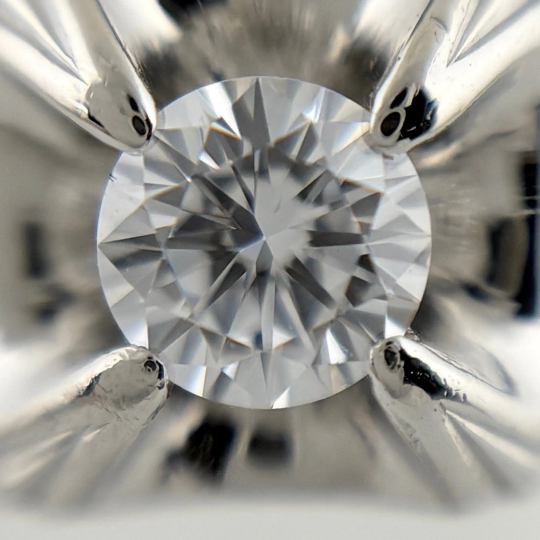 DIAMOND DESIGN RING PLATINUM - 2