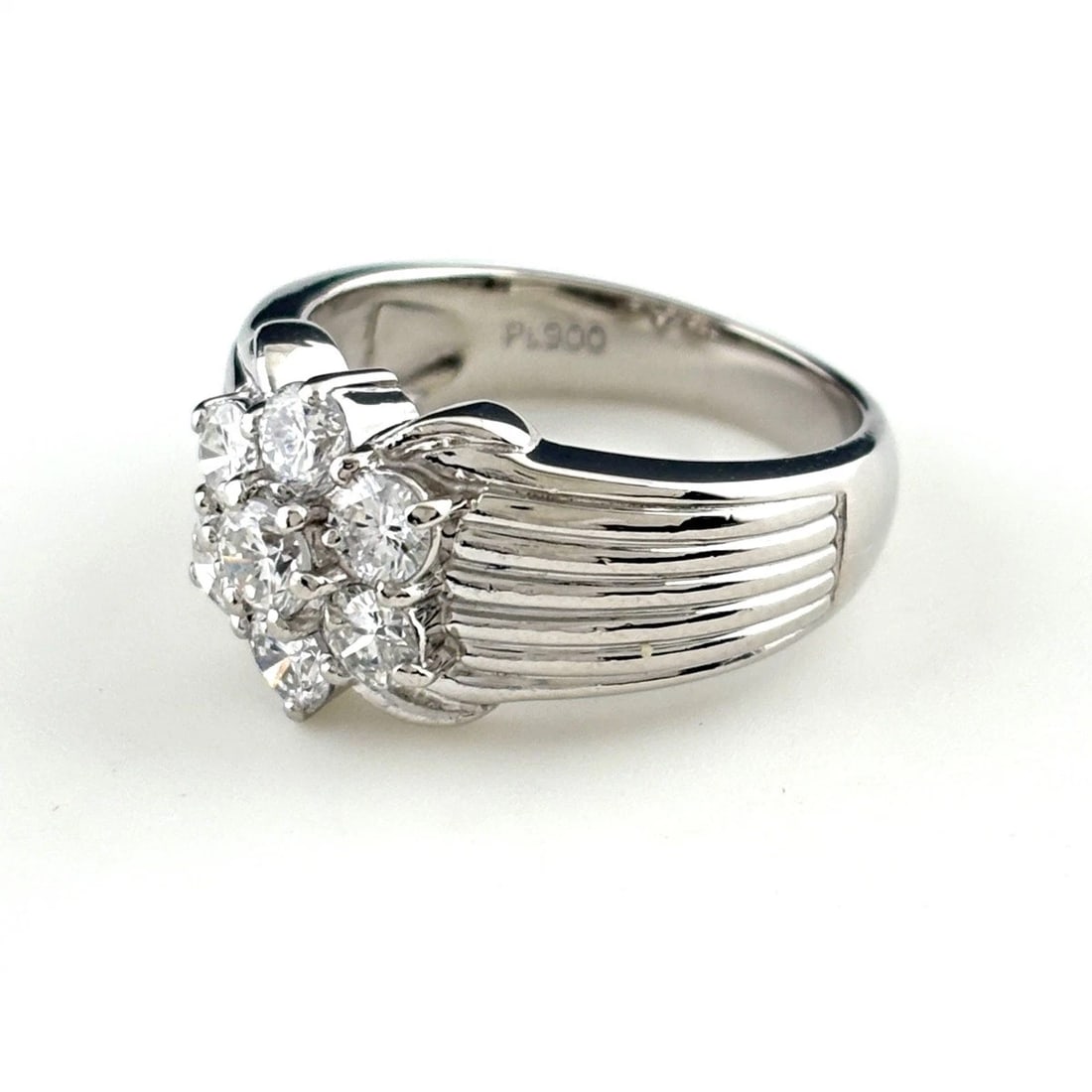 MELEE DIAMOND DESIGN RING PLATINUM: melee diamond design ring Platinum Brand: Unbranded Type/Style: Ring Material: Pt900, Color: PT Size: US 6.5 Accessories: None Accessories Notice: When purchasing pre-owned goods, please r