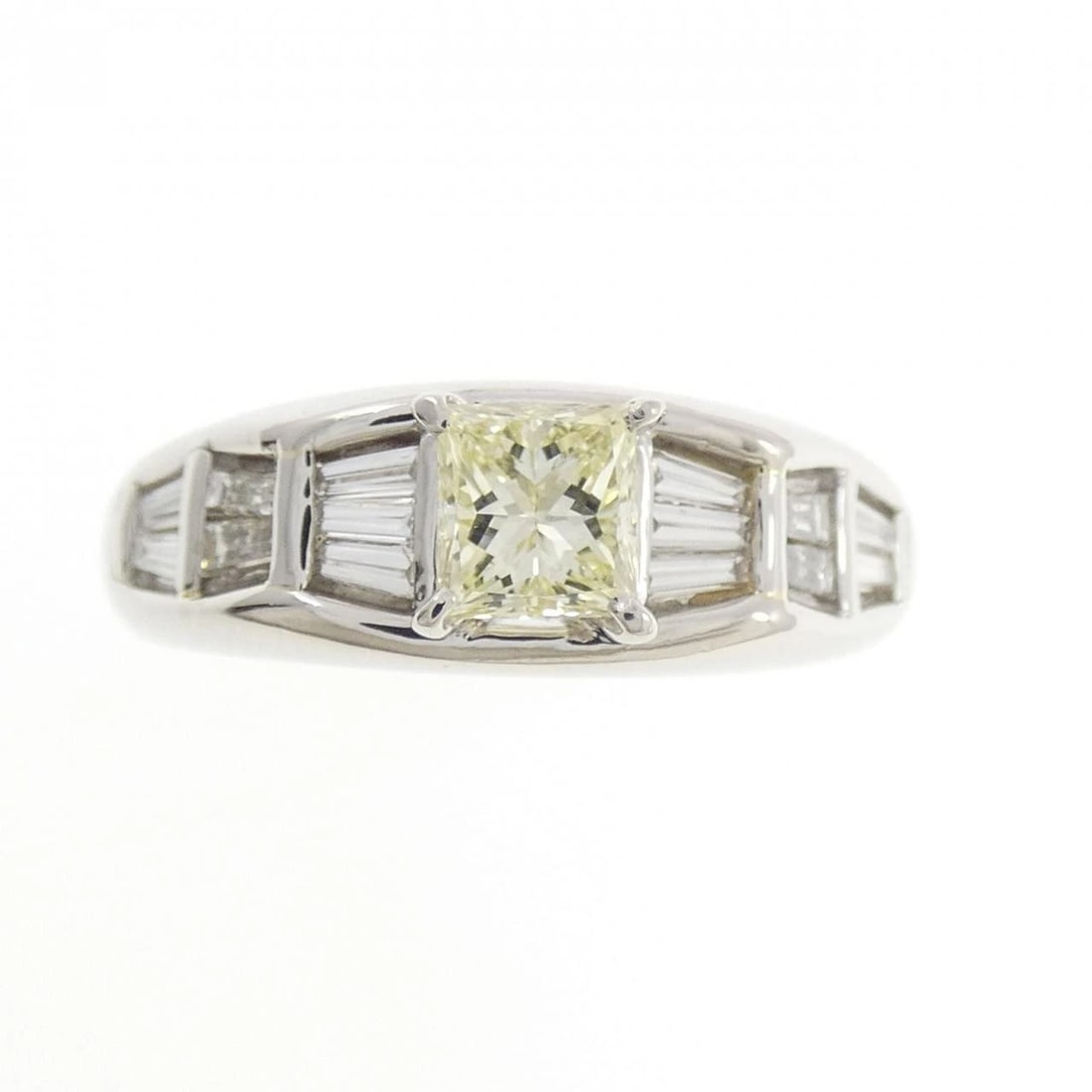 PT900 DIAMOND RING - 2
