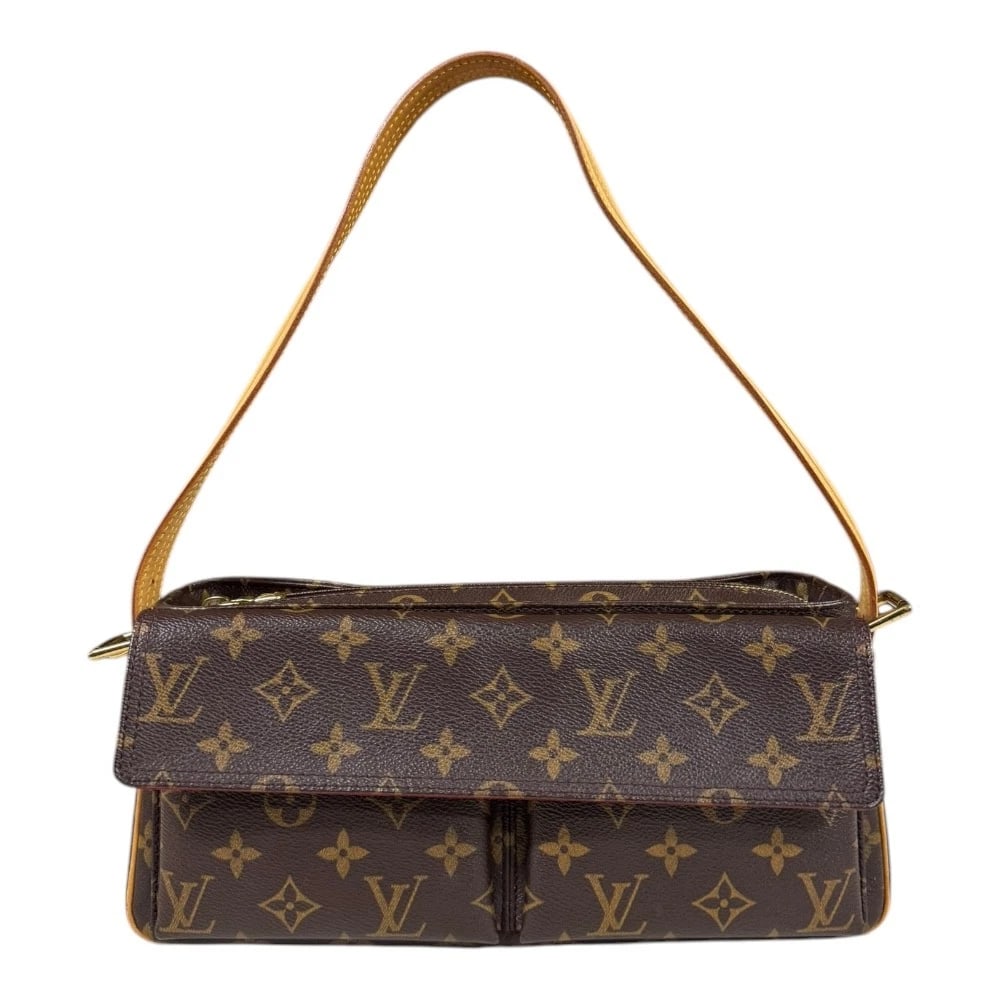 LOUIS VUITTON SHOULDER BAG MONOGRAM CANVAS: LOUIS VUITTON Shoulder Bag Monogram canvas Brand: LOUIS VUITTON Type/Style: Shoulder Bag Material: Exterior Material Monogram canvas Color: Exterior Color Brown Size: W11.8 x H5.3 x D3.5inch Acces