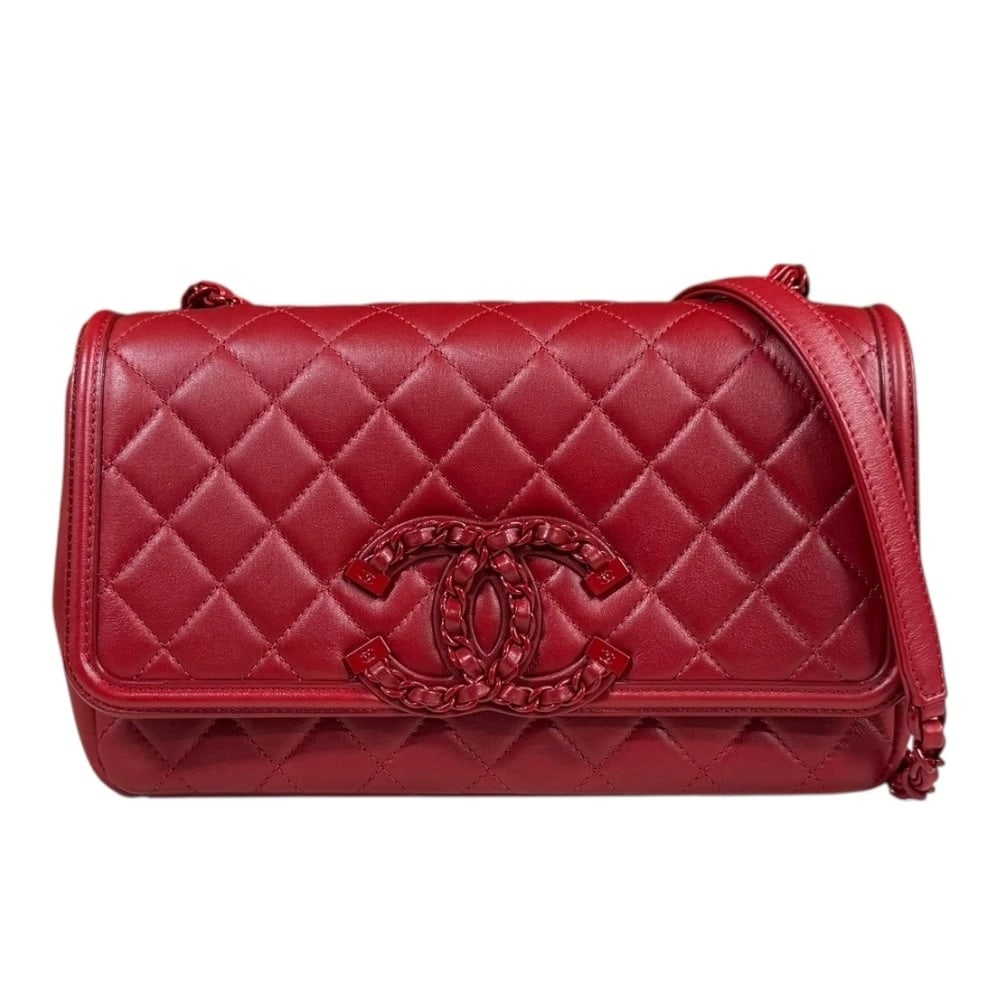 CHANEL SHOULDER BAG CROSS BODY LEATHER: CHANEL Shoulder Bag Cross Body leather Brand: CHANEL Type/Style: Shoulder Bag Material: Exterior Material leather Color: Exterior Color Red Size: W9.8 x H5.7 x D2.4inch Accessories: None A