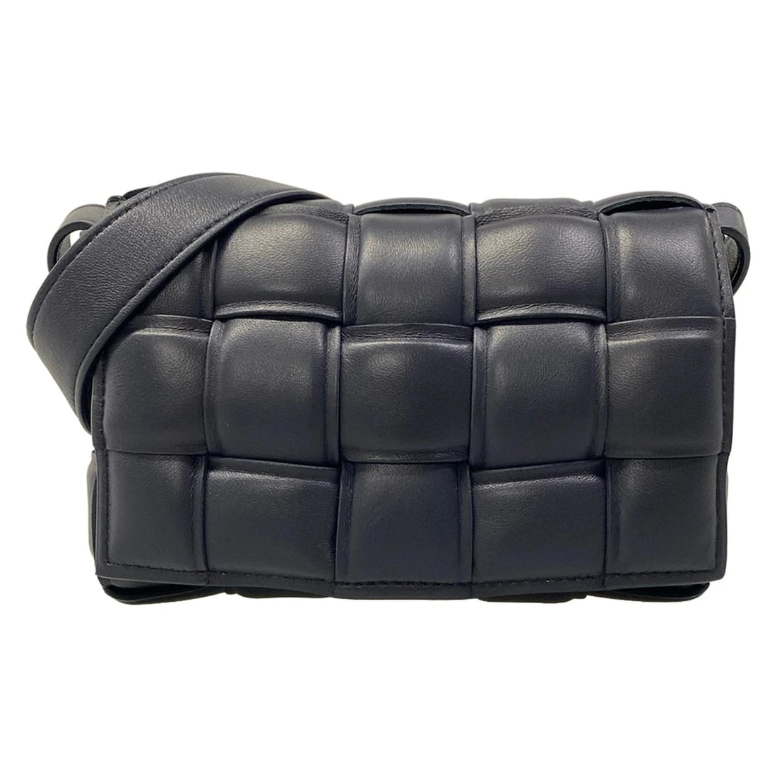 BOTTEGA VENETA DARK NAVY LAMBSKIN SHOULDER BAG: BOTTEGA VENETA Dark Navy Lambskin Shoulder Bag Brand: BOTTEGA VENETA Type/Style: Shoulder Bag Material: Exterior Material Lambskin Color: Exterior Color Dark Navy Size: Height : 4.72 inch(Inch) (12 cm