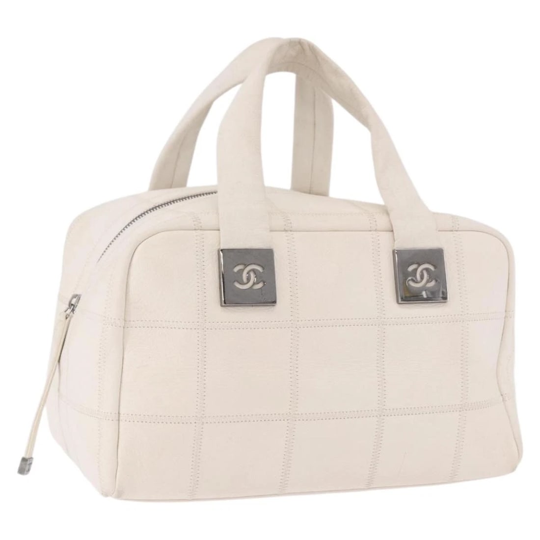CHANEL CHOCO BAR HAND BAG LAMB SKIN WHITE SILVER: CHANEL Choco Bar Hand Bag Lamb Skin White Silver Brand: CHANEL Type/Style: Hand Bag Material: Lamb Skin Color: White,Silver Size: Size(Inch)W10.6 x H6.3 x D7.1inch(Approx) Handle Drop:5.5inch(Approx) 